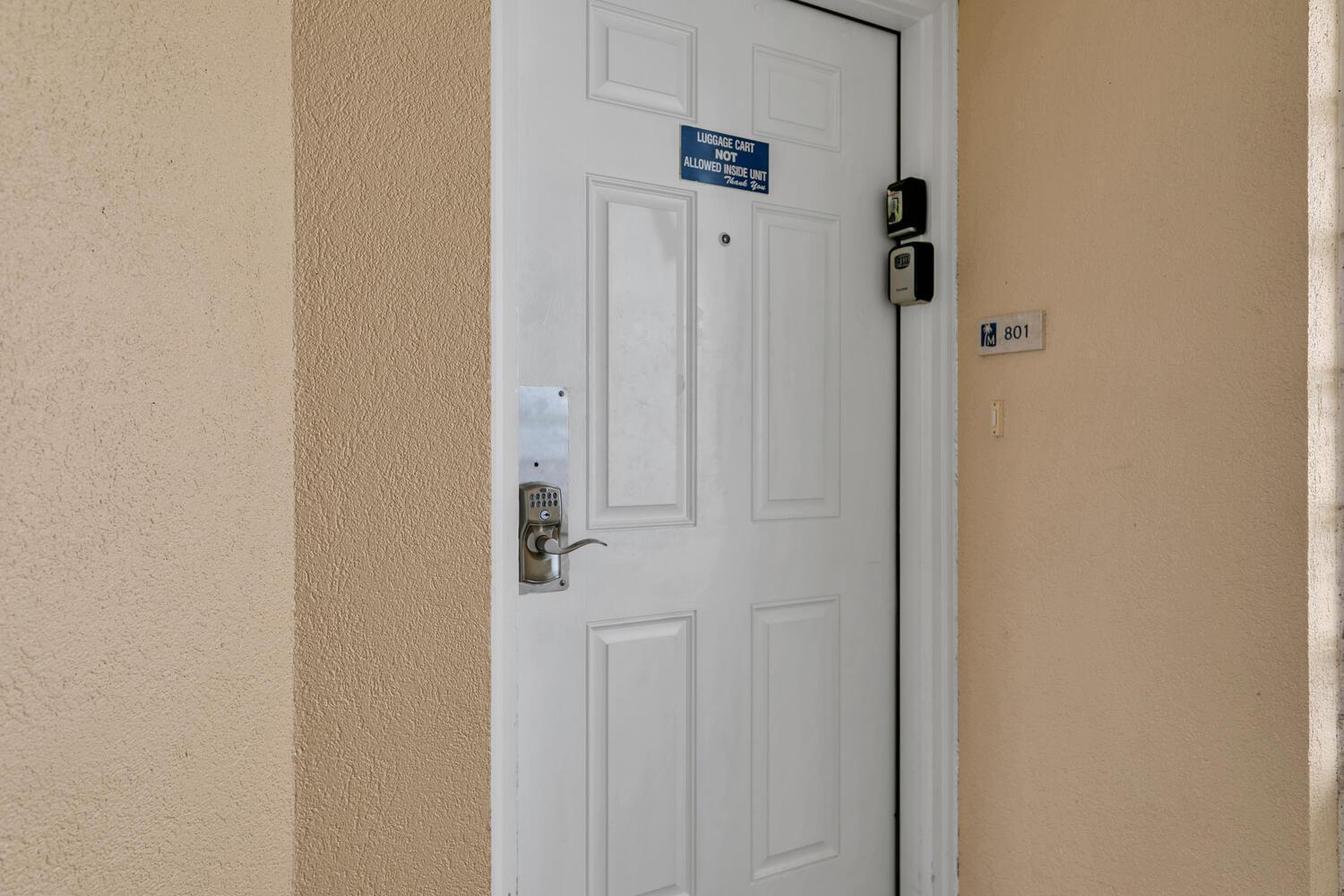 Apartment Majestic Towers 2-801 By Emerald Coast Retreats Panama City Beach